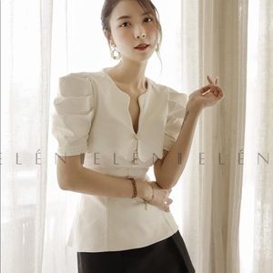 ❌SOLD❌Peplum top with padded shoulders